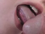 Deutsche pumpt sich die Fickspalte dick #10