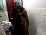 Teen indiana mostra il suo corpo nel bagno #9