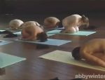 Nackter Yogaunterricht #14