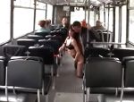 Im Bus in den Arsch gefickt #15