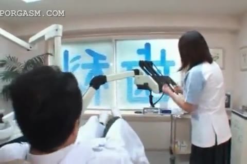 Japanische Titten Krankenschwester verführt den Arzt #5