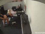 Geile Blondine wird im Büro rangenommen #10