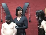 Deutscher BDSM Ratgeber erklärt das richtige Klammern #12