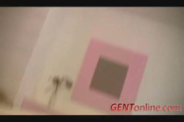 Große Brüste junge sexy Brünette masturbiert mit einem Spielzeug #15