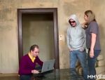 Sexy deutsche Amateurin wird schön im MMF-Dreier in den ARsch gefickt #3