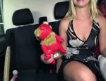 Deutscher Porno mit Doggy Style Fick für Scharfe Blondine in einem Bus #7