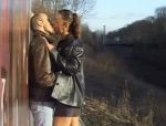 Deutsches Luder bläst einem Voyeur einen #2