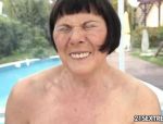 Geile alte Frau am Pool gefickt #5