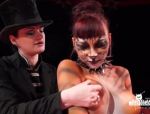 Deutsche SM-Lesben Leah Obscure, Alissa Noir lecken sich im Zirkus #16