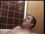 Dreier mit reifen Luder in der Badewanne #9
