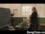 Blonde Schülerin reitet auf dem Schwanz ihres Lehrers #1