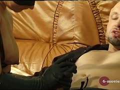 Latex Catwoman lutscht einem geilen Bock den Schwanz #7