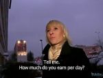 Die blonde Laura wird für Geld durchgenudelt #1