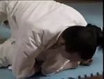 Geiles Babe wird von ihrem Judo-Trainer hart durchgenommen #5