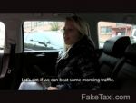 Blonde Milf besorgt es einem Taxifahrer #1