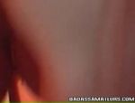 Vollbusige Blondine masturbiert vor der Webcam #6
