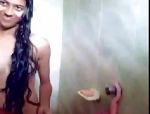 Geiles indisches Teen wird in der Dusche flachgelegt #10
