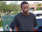 Scharfe Polizistinnen verhaften knackige schwarze Kerle #12