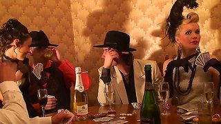 Retro-Style Sexparty von fantastischen Pornostars vor der Kamera #11