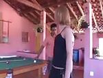 Blondine in Billardhalle bekommt Schwanz ins Arschloch #2
