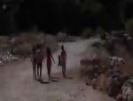 Gruppensex draußen am Strand macht Spaß #1