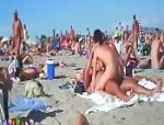 Sesso in una spiaggia nudista #10