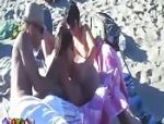 Sesso in una spiaggia nudista #16