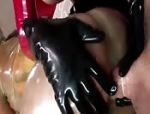 BDSM-Sexshow zu dritt, in Leder und Masken #16