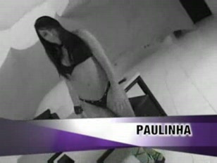 Paulinha Becker ist ein heißes brasilianisches Mäuschen